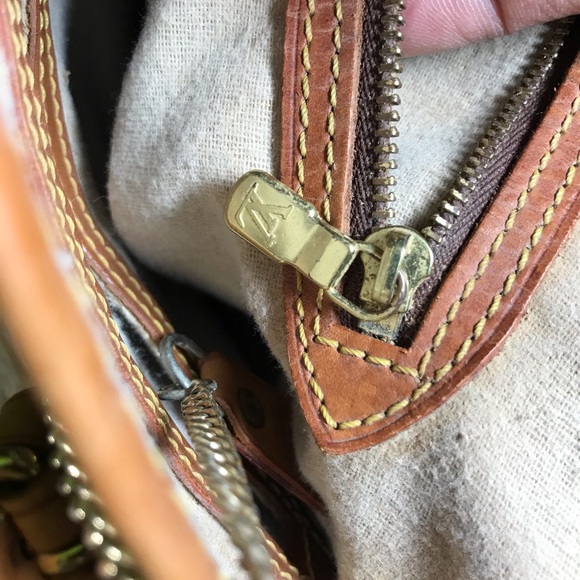 Authentic Louis Vuitton Bucket Pm - Picture 9 of 12
